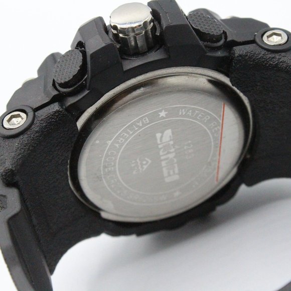 SKMEI Watch Sports Men's Black Digital Quartz Watch Dual Display Chronograph - Picture 8 of 8